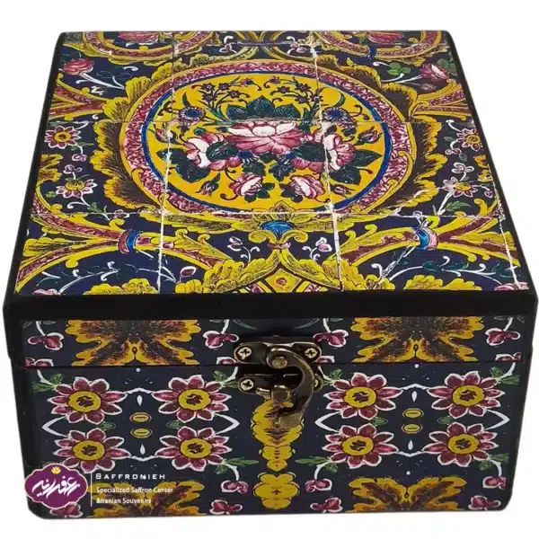 -جعبه-چوبی-چاپی-طرح-کاشی-قدیمی-1